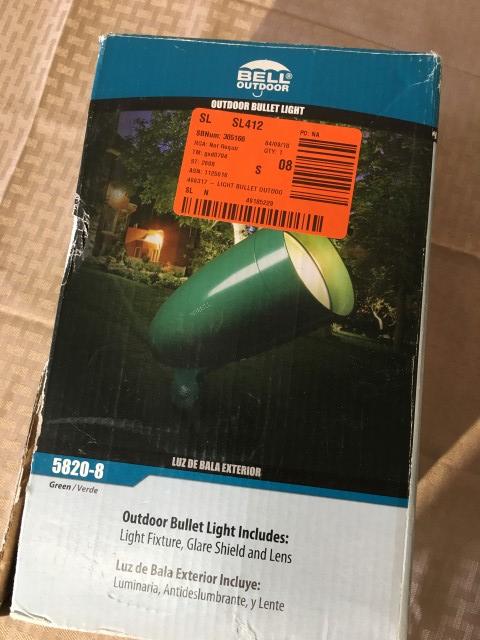 Hubbell-Bell 5820-8 Bullet Lampholder, Green, $40.22 Est. Retail Value