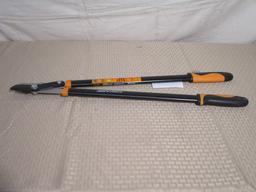 Fiskars 9138 Power-Lever Bypass Lopper, 28-Inch, $37.92 Est. Retail Value