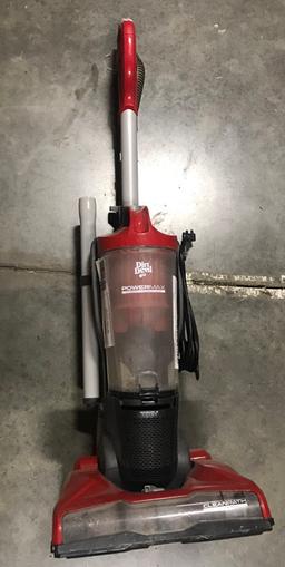 Dirt Devil Power Express Compact Bagless Upright, UD20120. $45.95 ERV