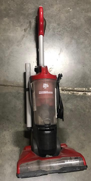 Dirt Devil Power Express Compact Bagless Upright, UD20120. $45.95 ERV