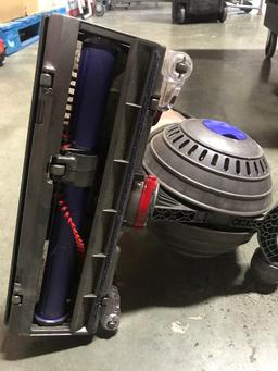 Dyson Multi-Floor II UP19 / 227633-01 Dyson Hygienic Bin Emptying. $286 MSRP