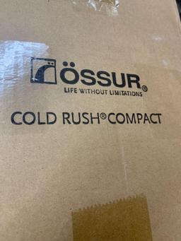 Ossur Cold Rush Compact System and Pads (with Knee Pad)