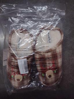 KuaiLu Womens Cozy Memory Foam Slippers, Ladies Plaid House Slippers, Size 5 US