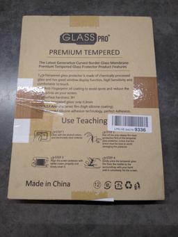 Gozopo Tempered Glass 2 Pack