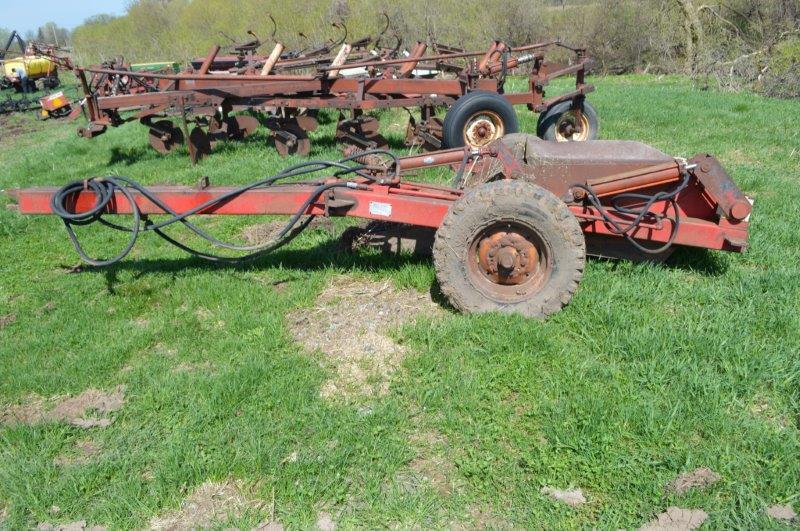 Mel-Cam 510 rock picker w/ 42" hyd. dump
