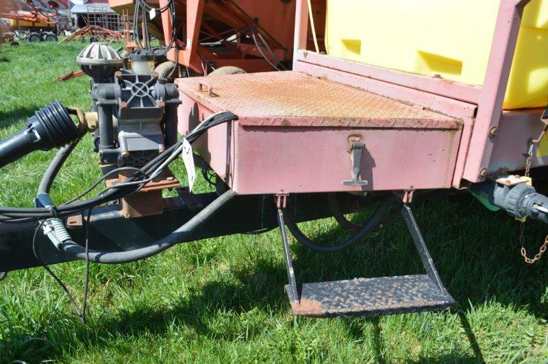 Precision 750 gallon sprayer w/ tandem axle, 60' boom, hyd. unfold, 540 PTO drive pump, hand rinse t