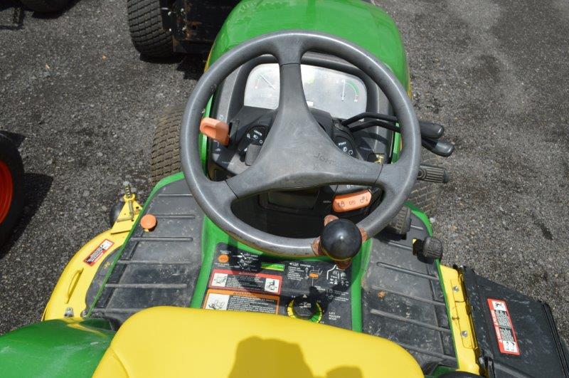 JD Z720 riding mower w/ 1,119 hrs, 54'' cut, gas (all serviced & ready to go)