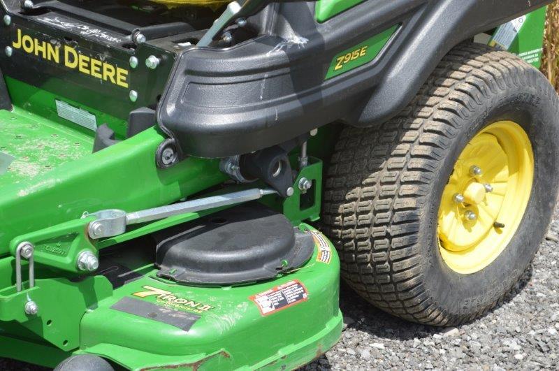 '16  JD Z915E Z Trac zero turn mower w/ 148 hrs, 7 Iron II commercial 48" deck, serial# 1TC915EACHT0
