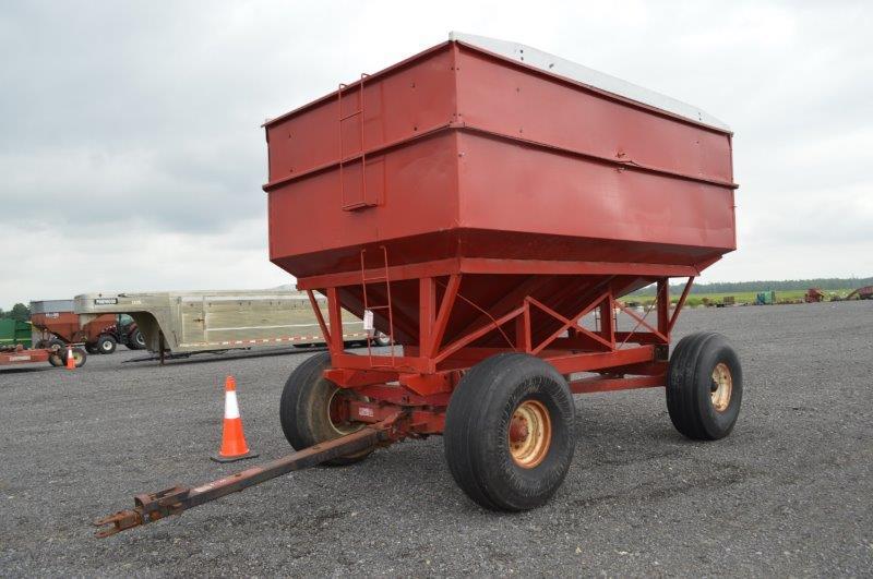 Killbros 375 Bu. gravity wagon w/ heavy gear