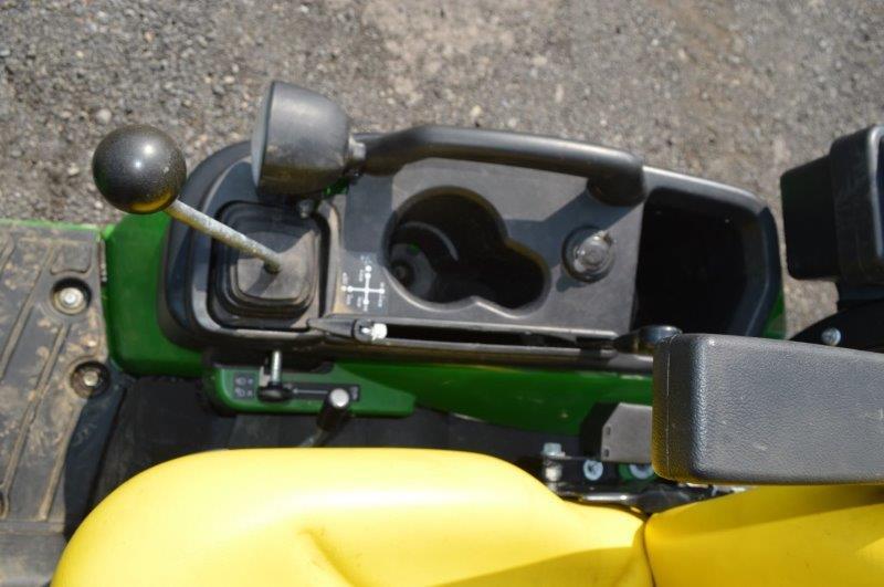 '16 JD 1025R w/ H120 loader, 57 hrs, 4wd, 540 pto, 3 cylinder diesel engine, extra lighting package,