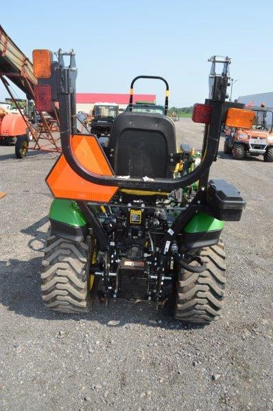 '16 JD 1025R w/ H120 loader, 57 hrs, 4wd, 540 pto, 3 cylinder diesel engine, extra lighting package,