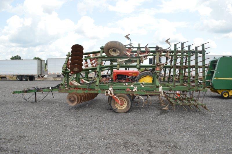Glenco 21' soil finisher