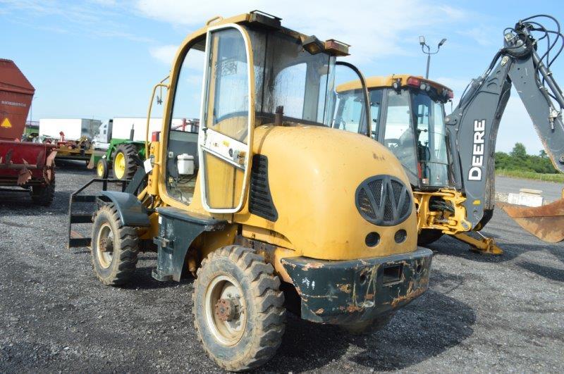 Synergy SWM608 wheel loader w/ 110 hrs, quick att, selling w/ 40'' forks, serial# 2230