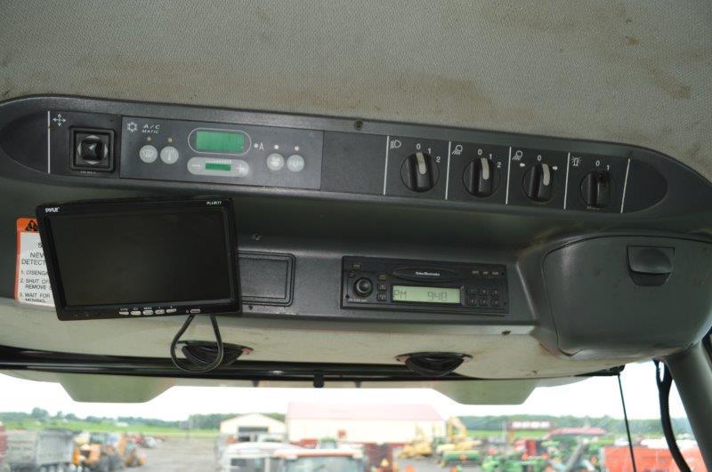 '04 Claas 870 Speedstar chopper w/ 4,851/4,046 hrs, kernel processor, autolube, 4wd, 800/65R32 front