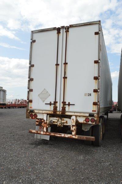 '87 trailmobile enclosed utility trailer (no title)
