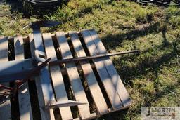 Bucket Mount Round Bale Spear