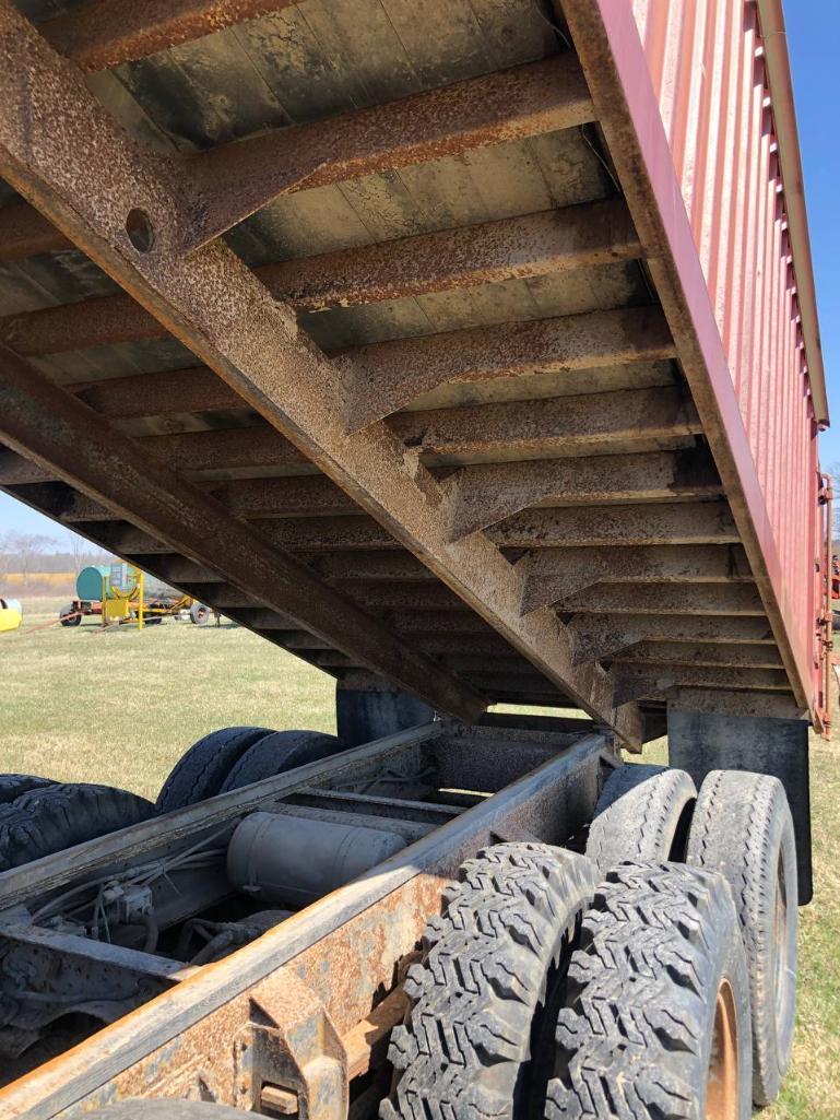 1993 Chevy Kodiak triaxle grain truck