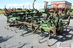 JD 960 24' field cultivator
