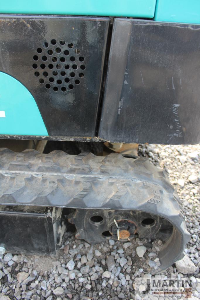 2023 QH12 Mini-excavator w/rubber tracks, thumb,gas (new)