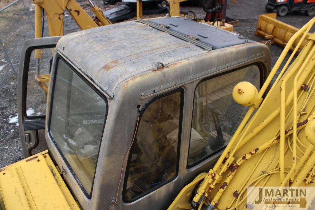 Kobelco SK210 LC excavator