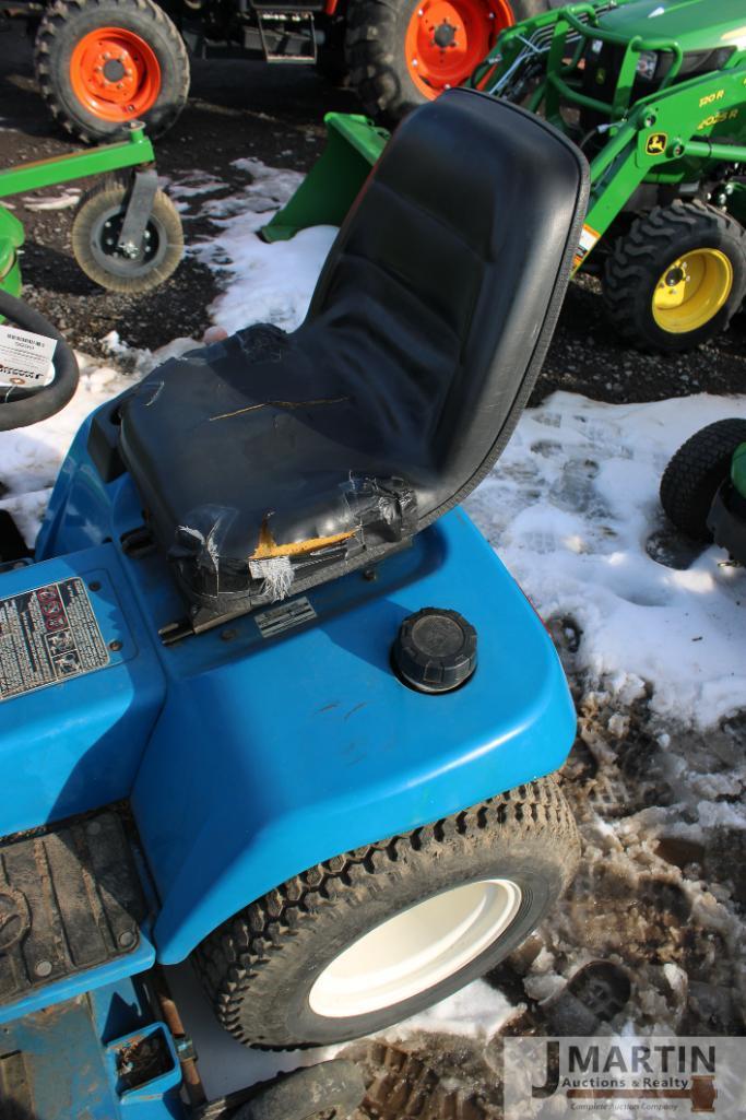 NH GT22 riding mower