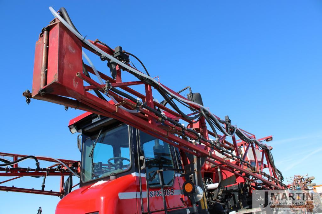 CIH Partiot SPX3185 self propelled sprayer