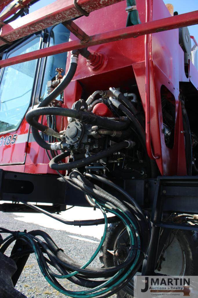 CIH Partiot SPX3185 self propelled sprayer