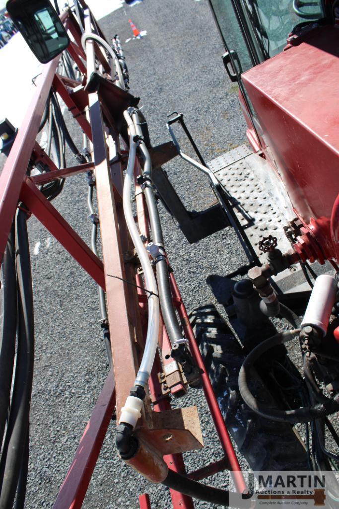 CIH Partiot SPX3185 self propelled sprayer