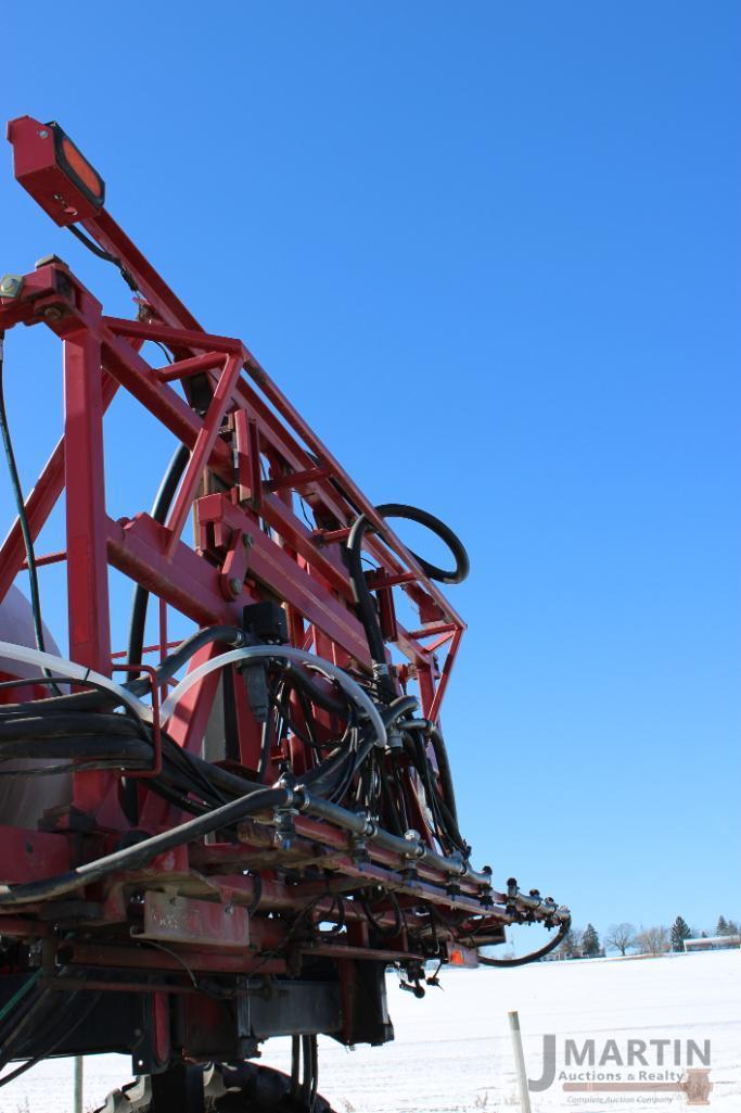 CIH Partiot SPX3185 self propelled sprayer