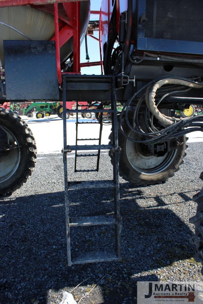 CIH Partiot SPX3185 self propelled sprayer