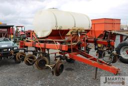 Clark nitrogen applicator