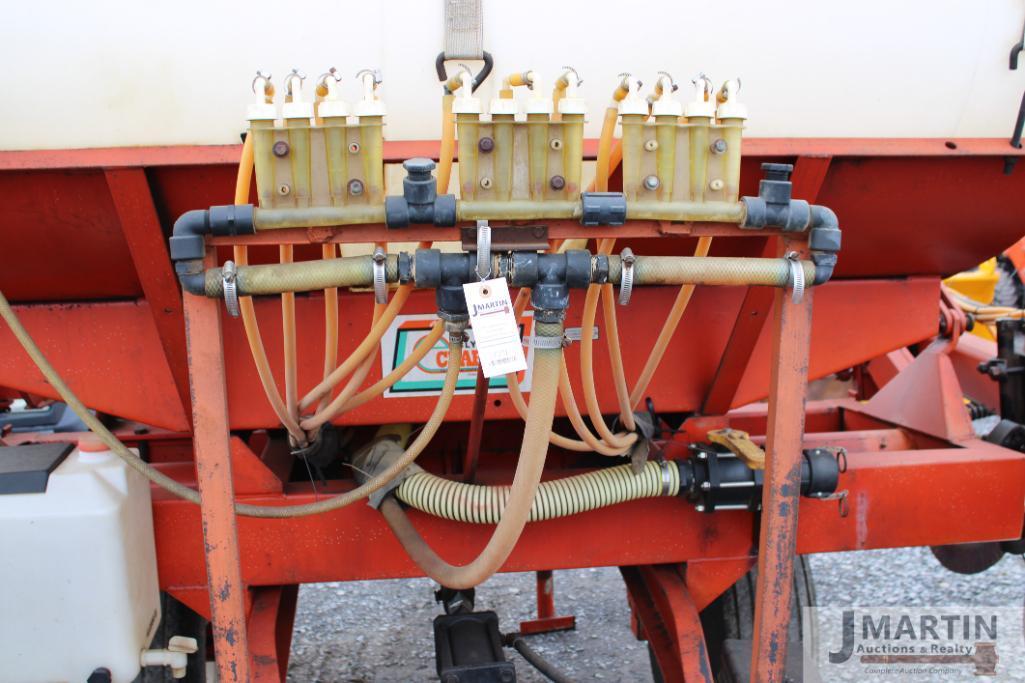 Clark nitrogen applicator