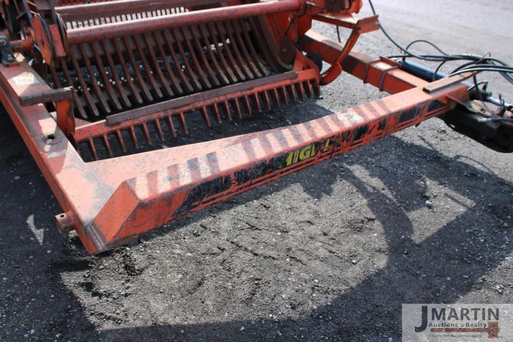 Highline XL78 rock picker