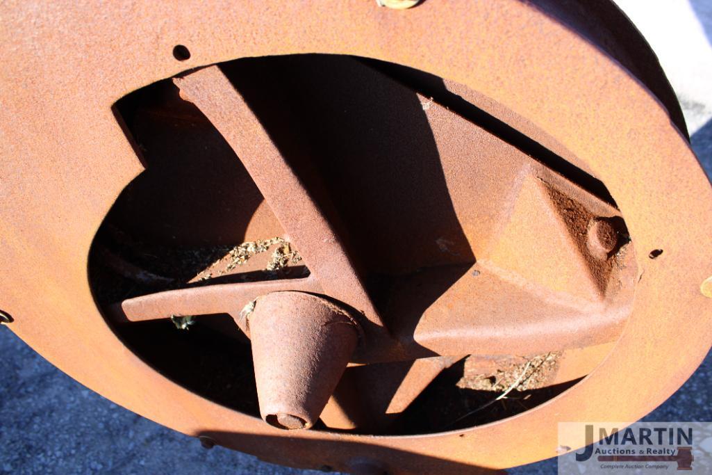 Bodco 40' x 6'' manure pump