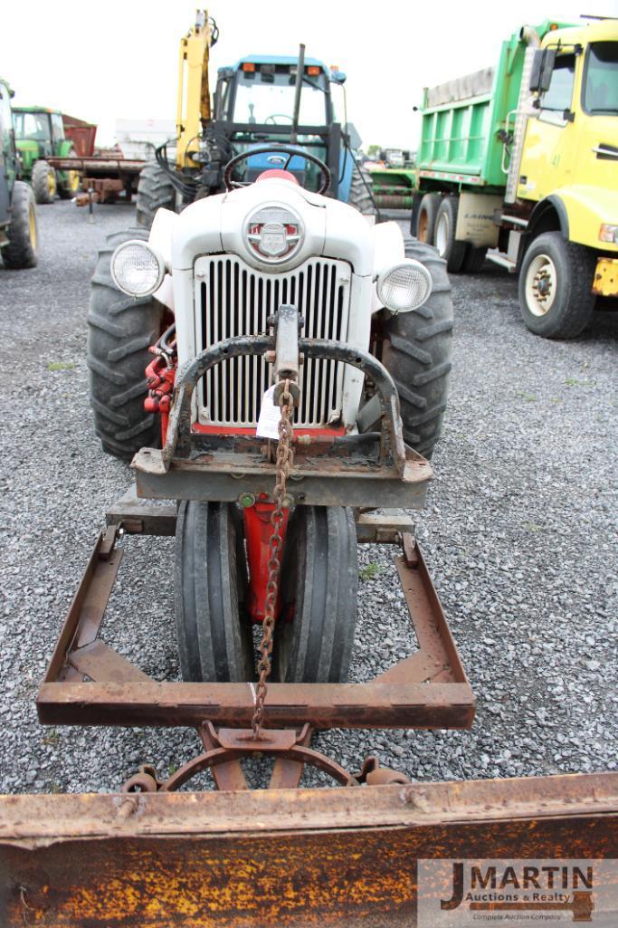 1957 Ford 960 tractor