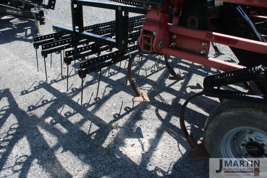 CIH Tiger Mate 200 30' field cultivator