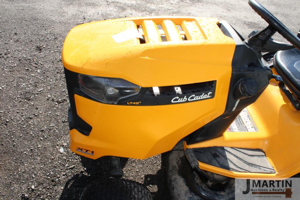 Cub Cadet XTI LT42 riding mower