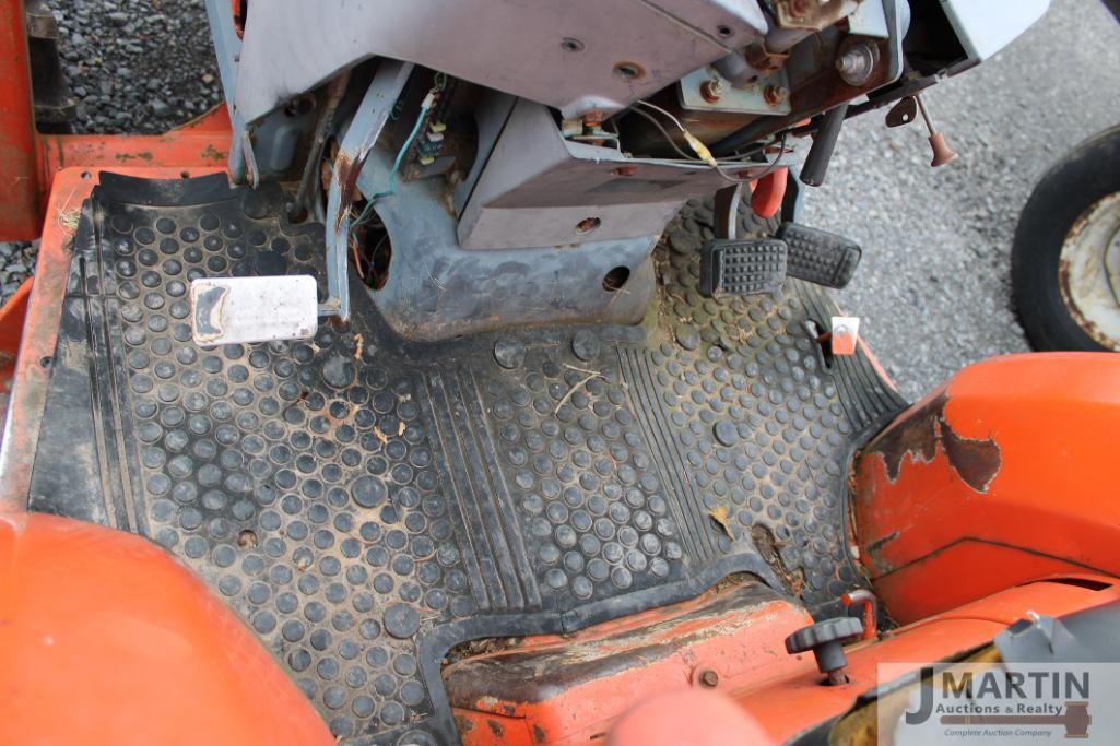 Kubota L3600 tractor