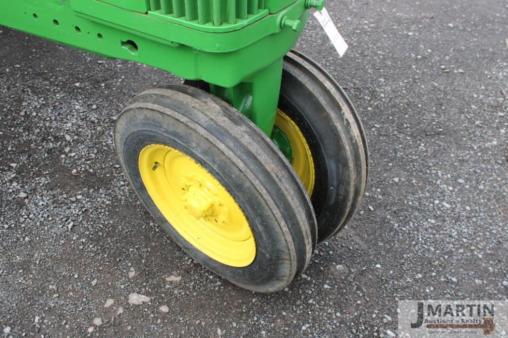 JD 50 tractor