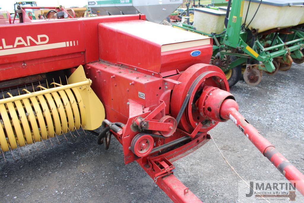 NH 316 small square baler