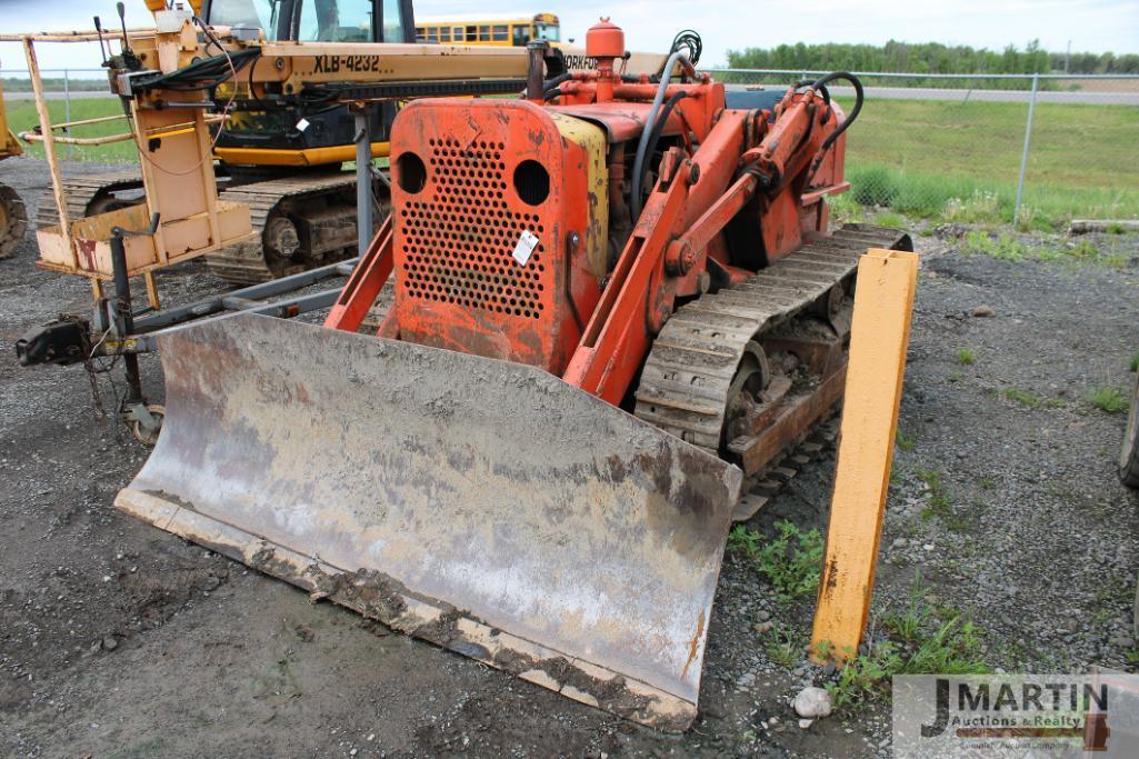 AC HD5 crawler loader