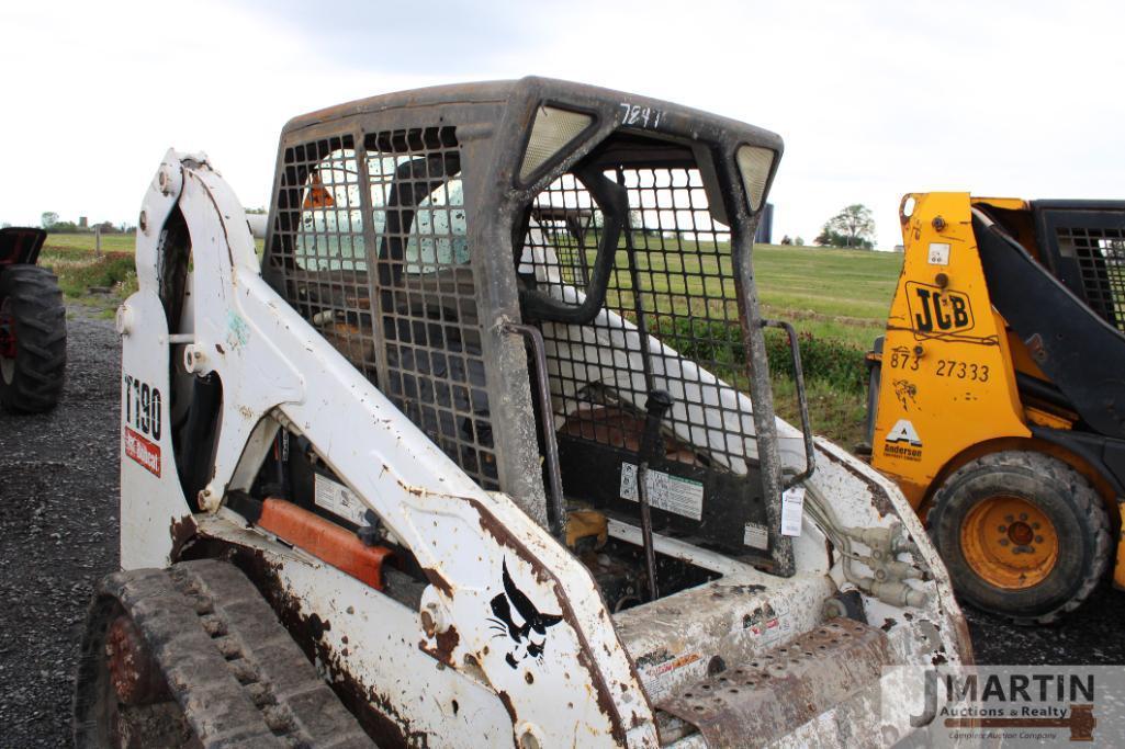 2013 Bobcat T190 track skid loader