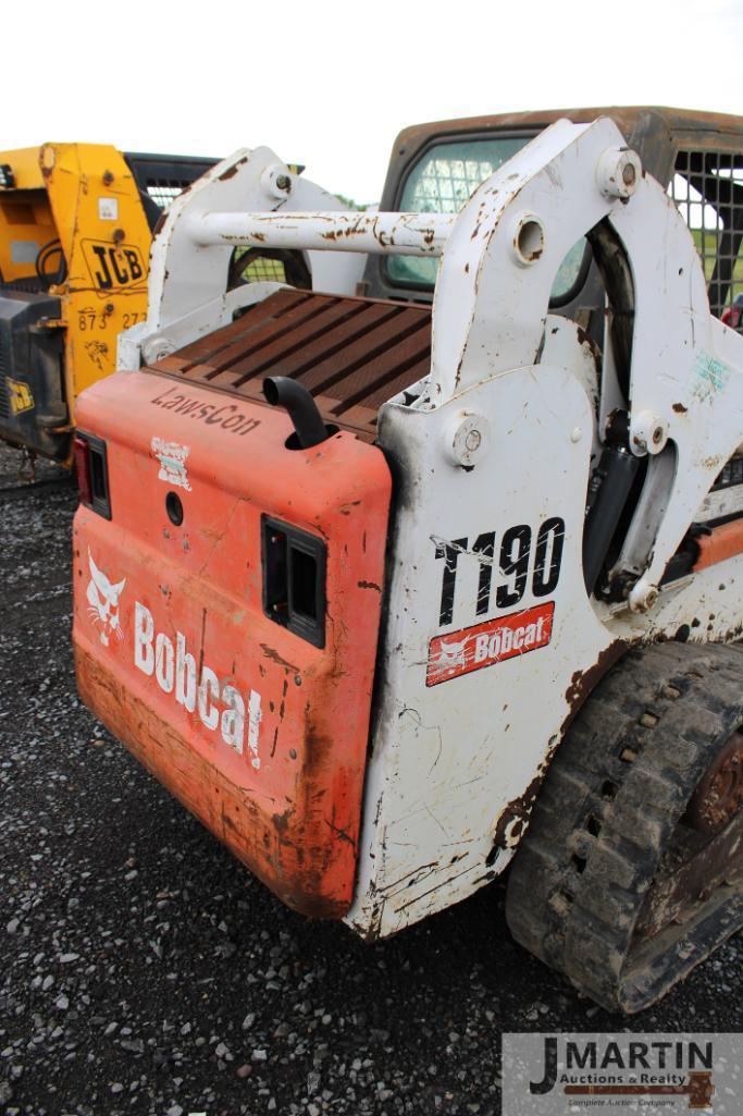 2013 Bobcat T190 track skid loader