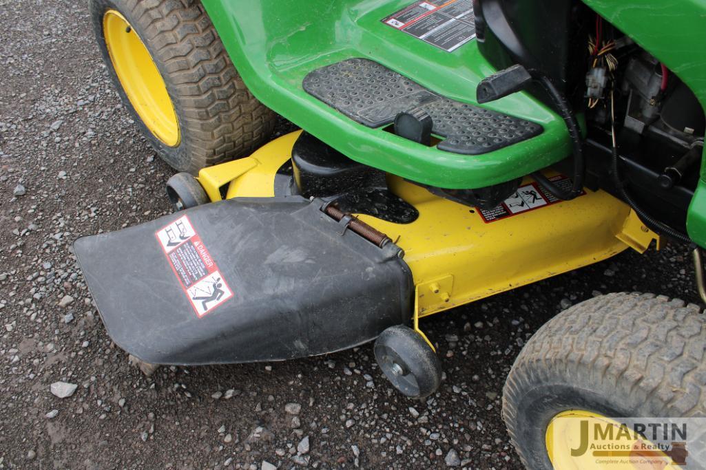 JD LA130 riding mower