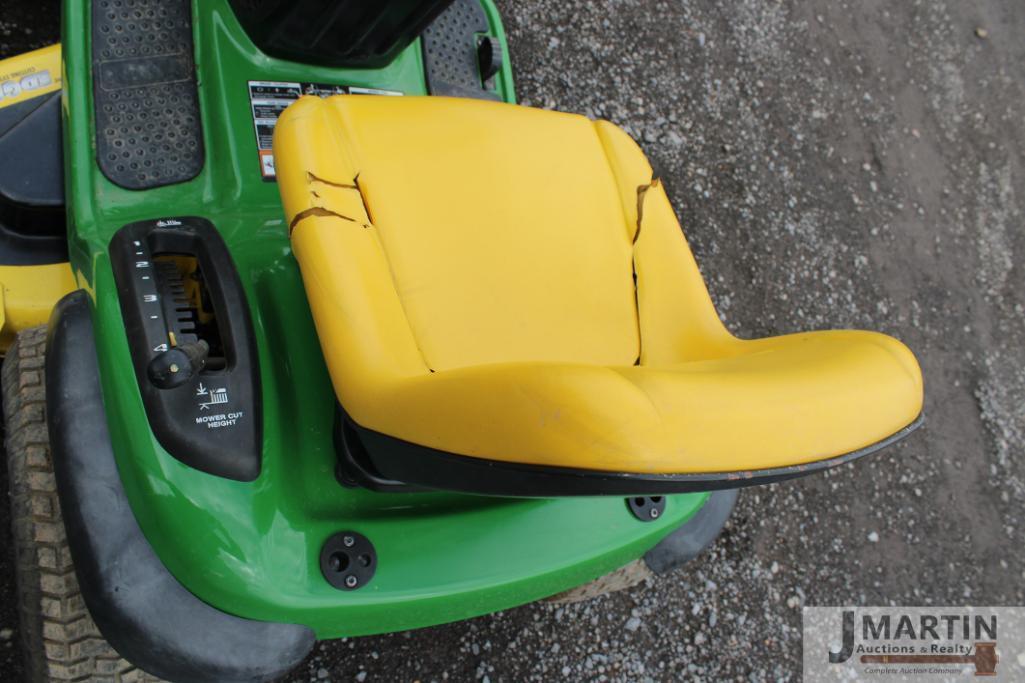 JD LA130 riding mower