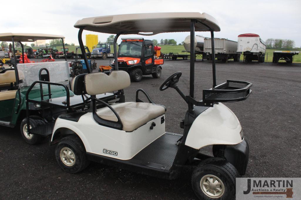 EzGo RXV gas golf cart