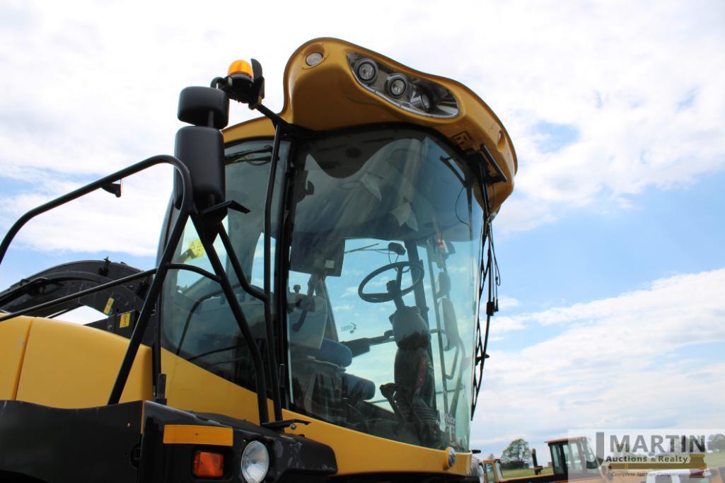 2013 NH FR600 Forage Cruiser self propelled forage harvester