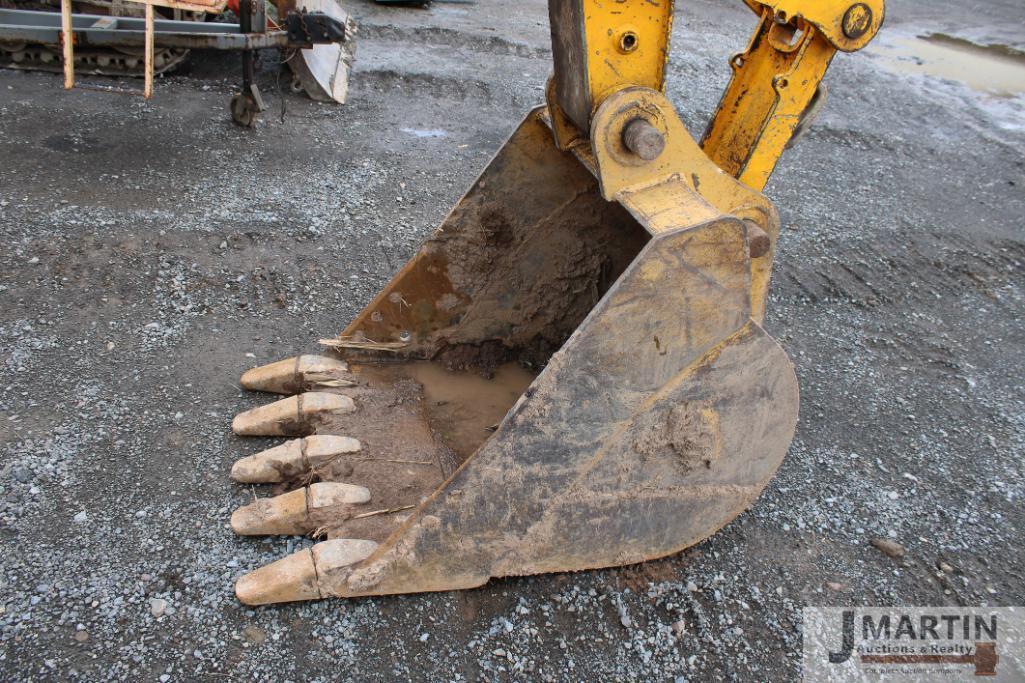 2000 JCB JS130 excavator