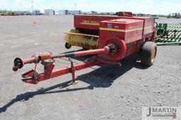 NH 575 small sqaure baler