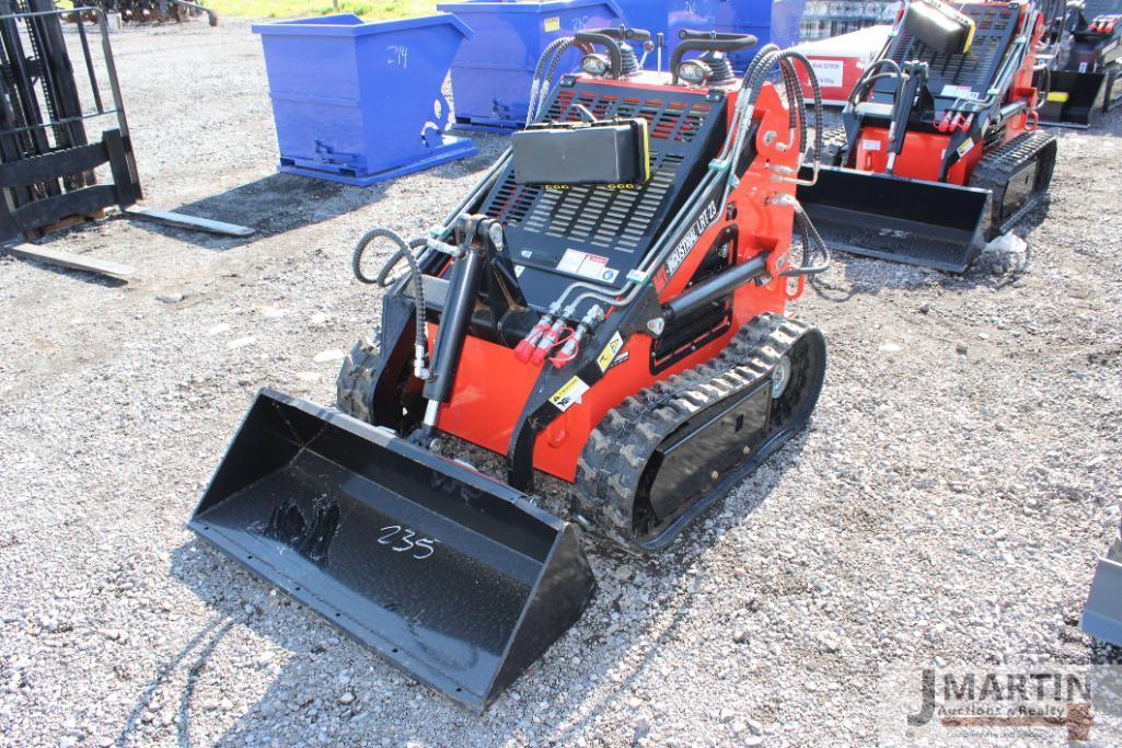 AGT Industrial LRT23 mini skid loader